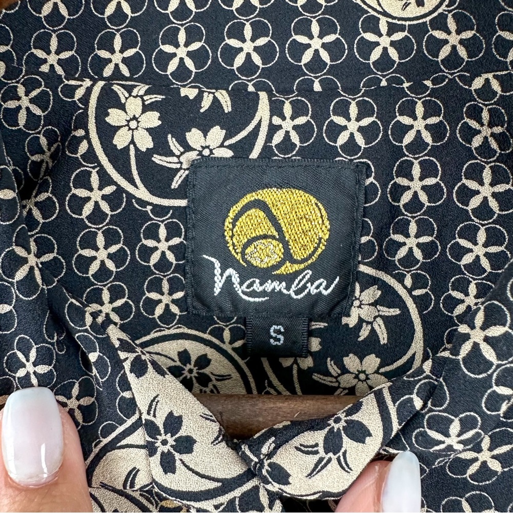 Vintage 100% Silk Black Floral Patterned Button-Up Shirt Anne Namba - Picture 7 of 11